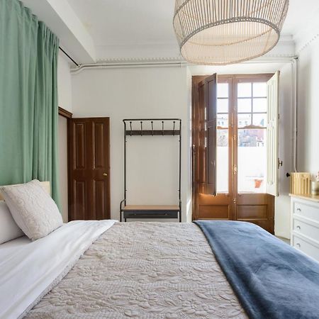 Apg Palau Salieti 3 Apartman Girona Kültér fotó