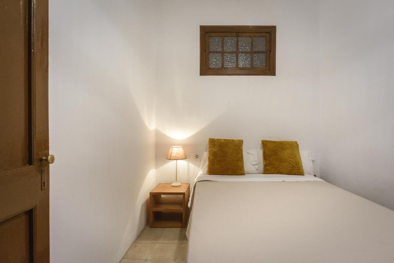 Apg Palau Salieti 3 Apartman Girona Kültér fotó